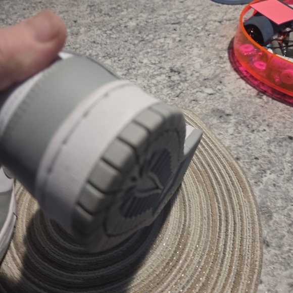 Nike Classic Gray and White Low-Top Sneakers - Picture 8 of 12